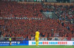 开云体育app-云南队连续获得多场胜利，霸气十足