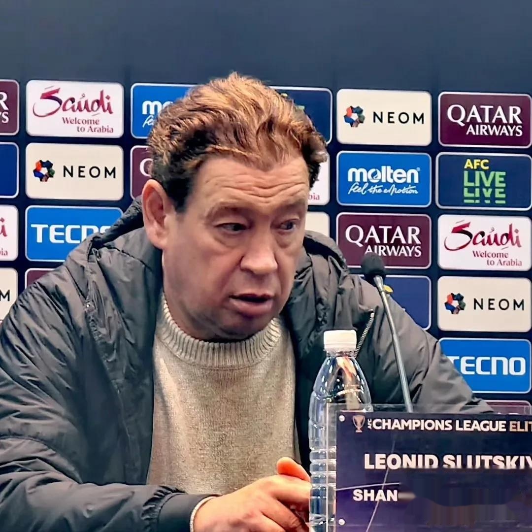 犹他爵士前锋连续砍分，进攻火力全开帮助球队晋级！的简单介绍