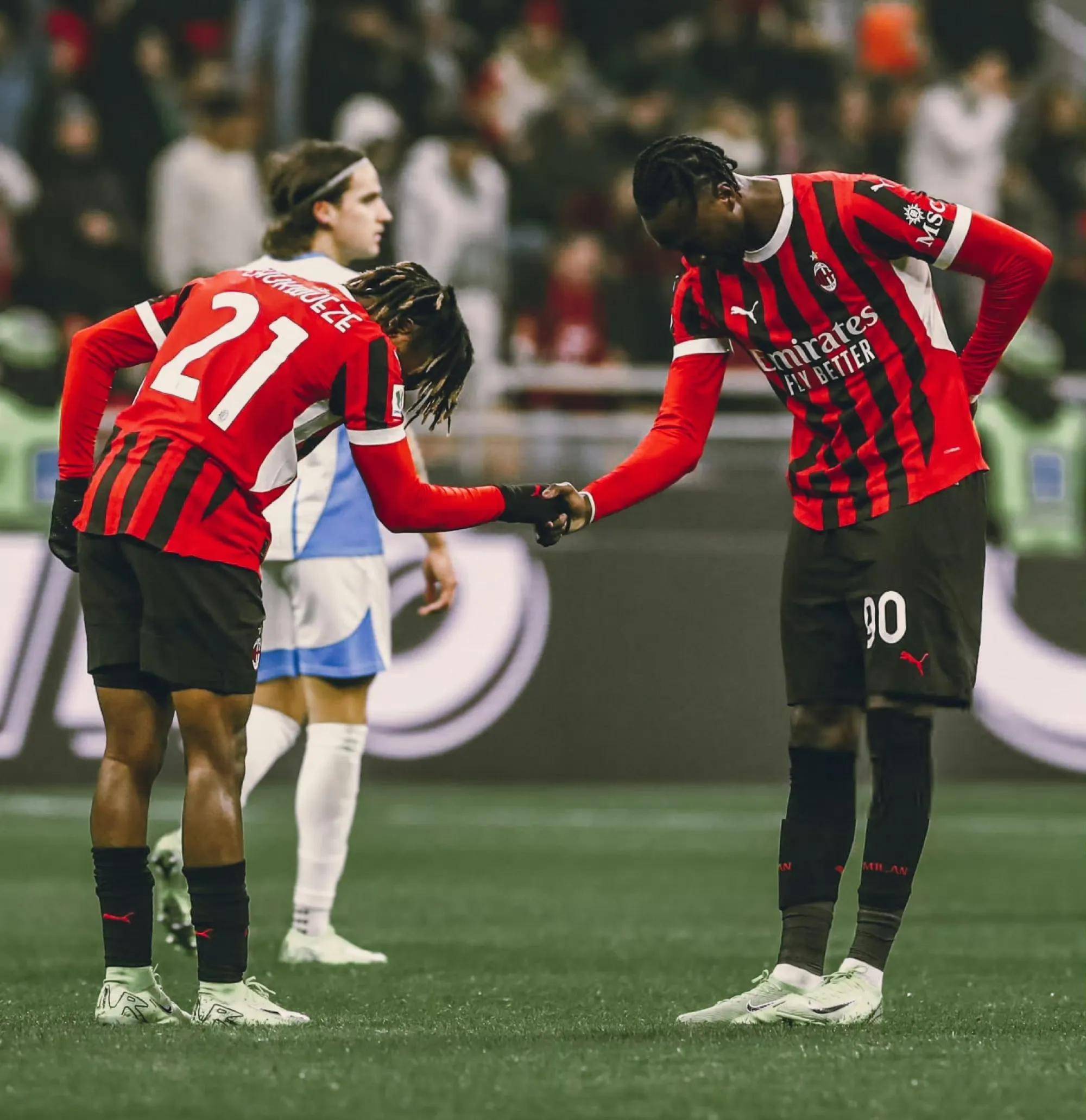 米兰豪门悍然交锋，胜负难料