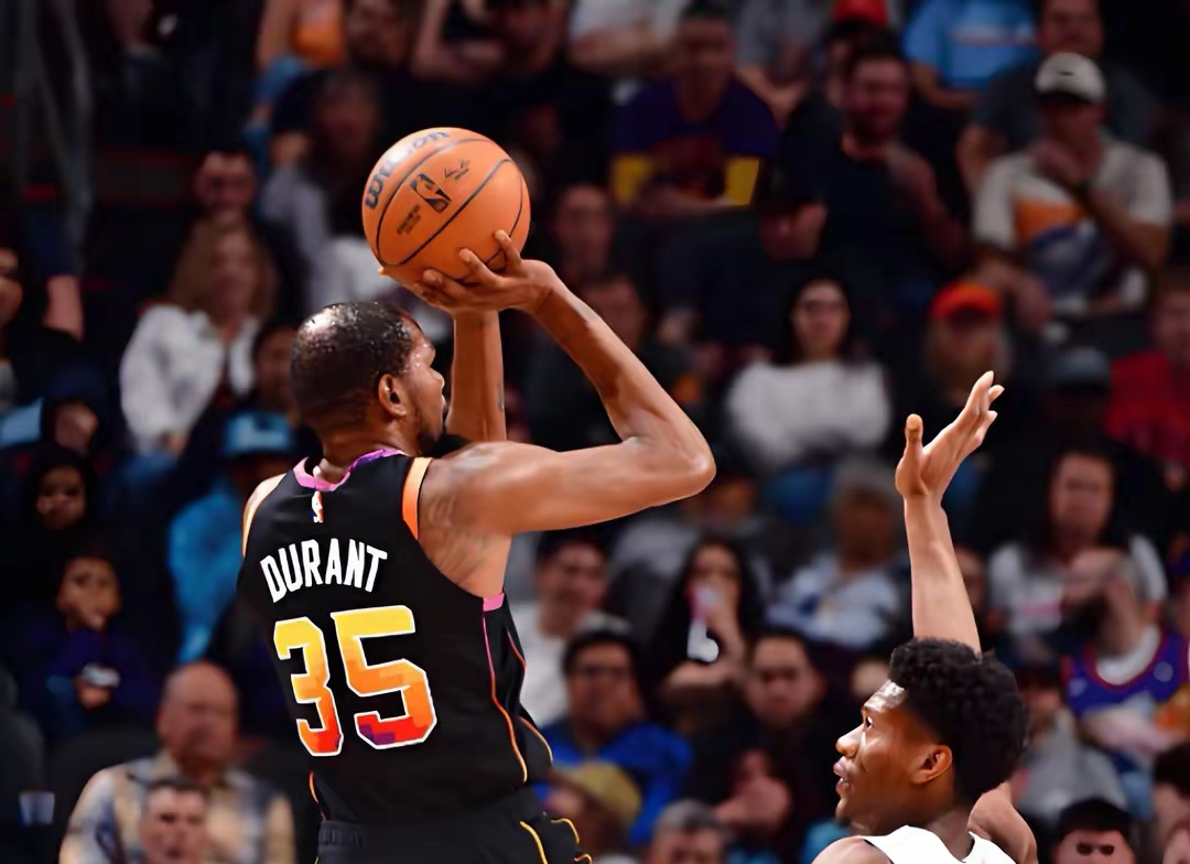 太阳主场大胜骑士,取得四连胜 太阳主场大胜骑士,取得四连胜