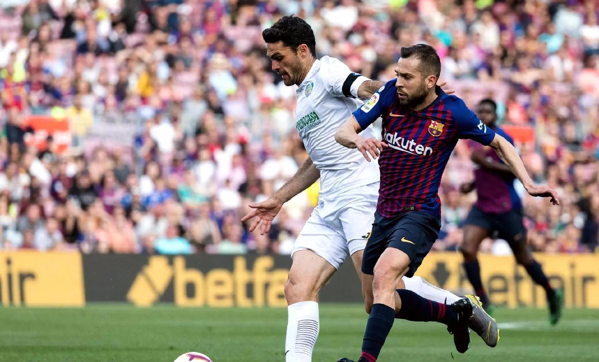 巴塞罗那主场1-0小胜赫塔菲的简单介绍